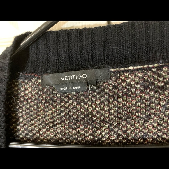 Vertigo Asymmetrical Miss-match Cardigan - Picture 4 of 8